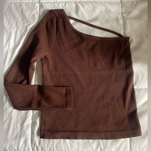 NWOT sugar rain one shoulder brown top 10/10
